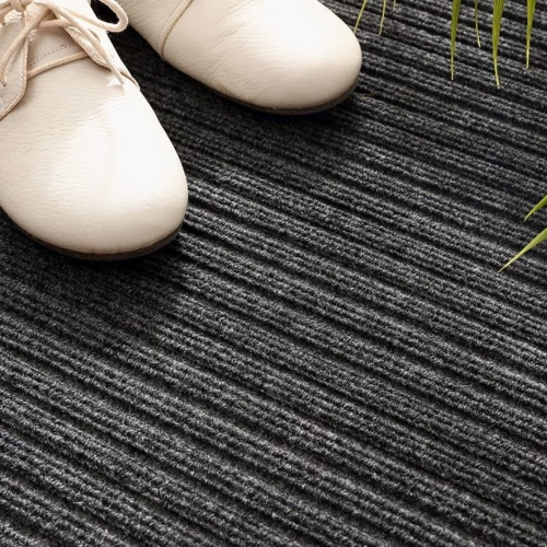 Mata do butów wycieraczka pod drzwi wejściowa szara prążki zewnętrzna 60x90 cm – zdjęcie 2