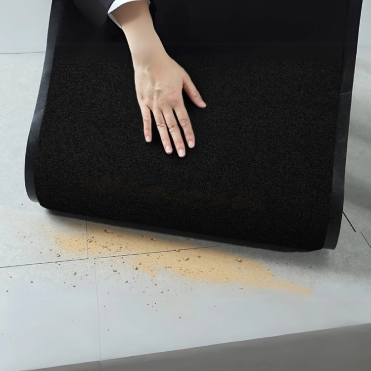 Wycieraczka gładka czarna antypoślizgowa gumowa drzwi mata miękka 120x300 cm – zdjęcie 3